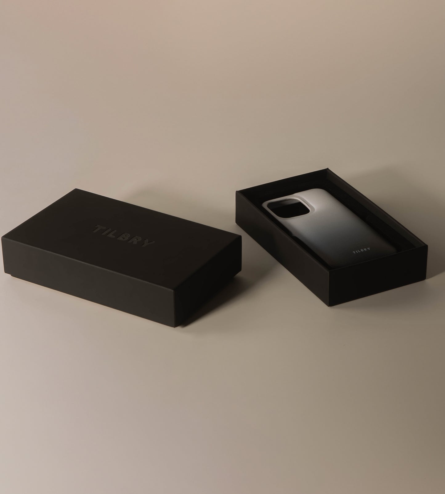 METROPOLIS BLACK
